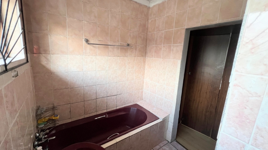 3 Bedroom Property for Sale in Braelyn Eastern Cape